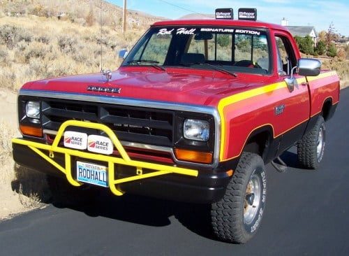 10 Badass 90's Dodge Trucks - Solo Auto Electronics