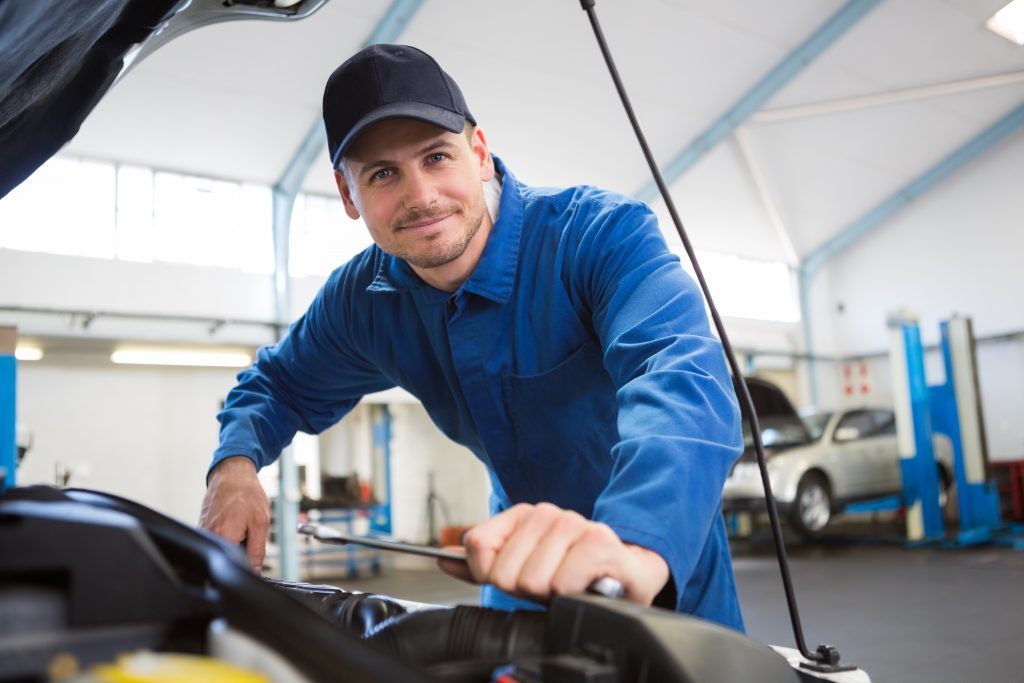 Mechanic fixes car with error code p0300